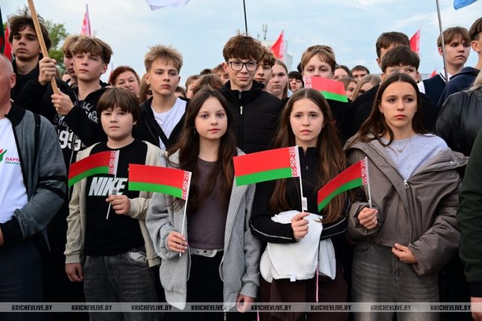 Молодежный патриотический форум прошел в Кричеве